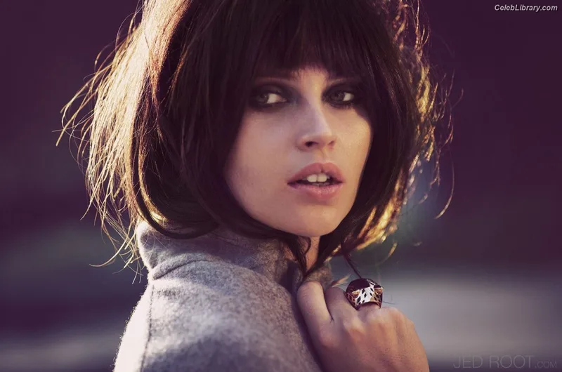 Felicity Jones photo 18 of 236