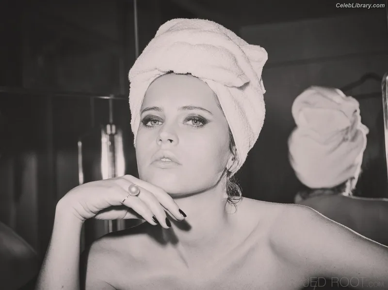 Felicity Jones photo 20 of 236