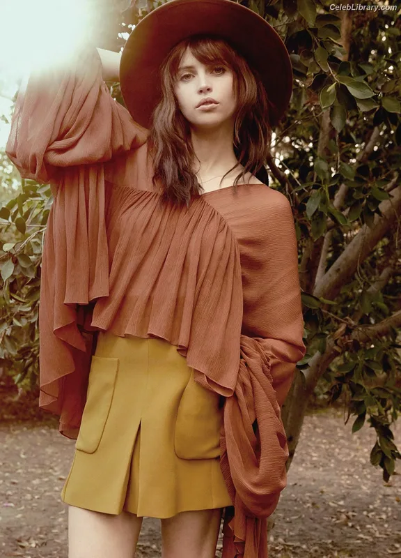 Felicity Jones photo 9 of 236