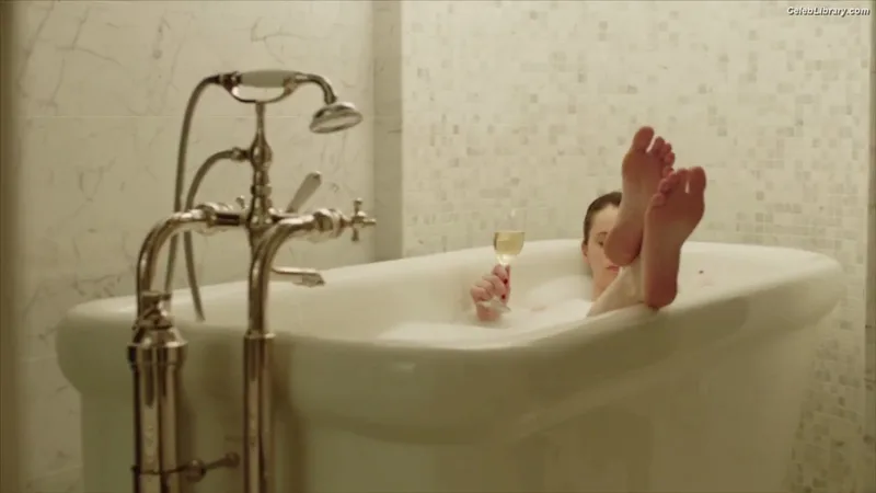 Felicity Jones photo 15 of 236
