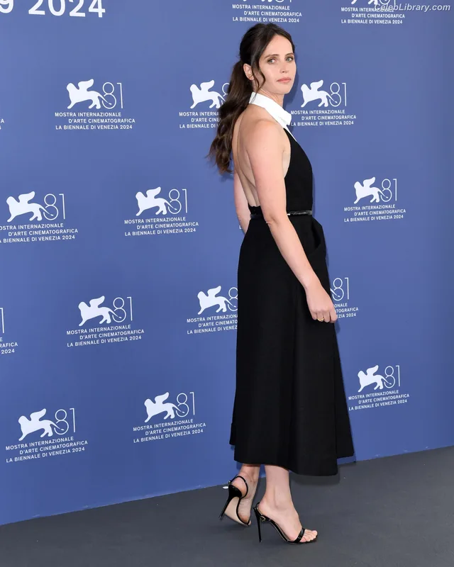 Felicity Jones photo 21 of 236