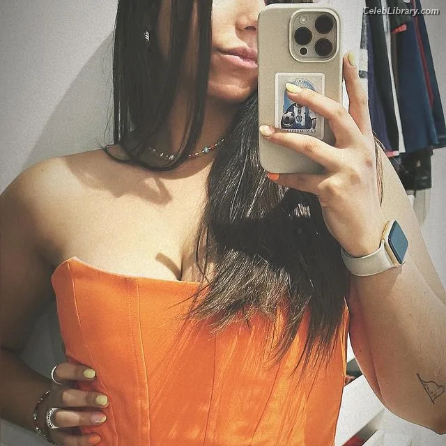 Fernanda Russo photo 15 of 62