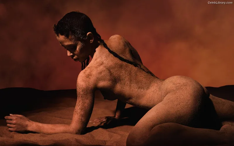 FKA Twigs photo 24 of 145