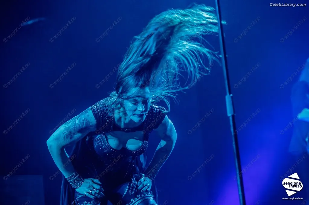 Floor Jansen photo 14 of 291