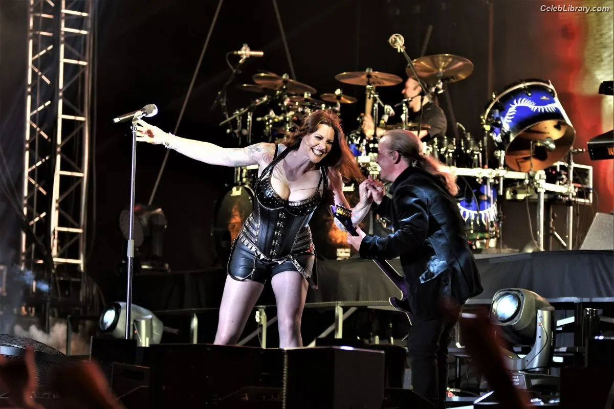 Floor Jansen photo 22 of 291