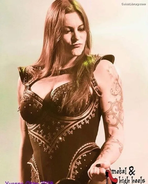 Floor Jansen photo 21 of 292