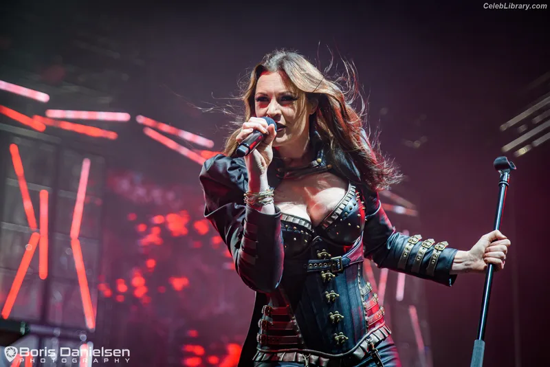 Floor Jansen photo 16 of 292