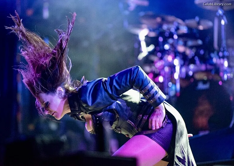 Floor Jansen photo 2 of 292