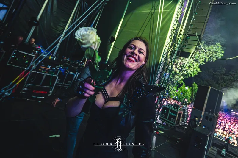 Floor Jansen photo 23 of 292