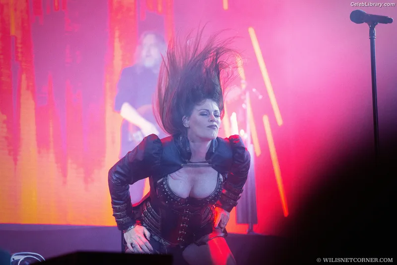 Floor Jansen photo 6 of 292