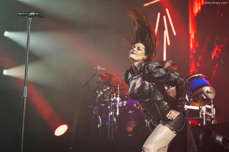 Floor Jansen photo 19 of 292