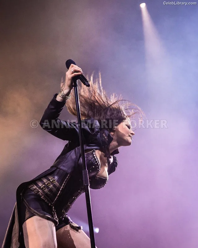 Floor Jansen photo 24 of 292