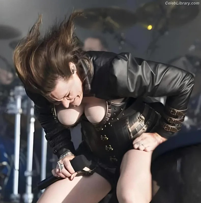 Floor Jansen photo 13 of 292