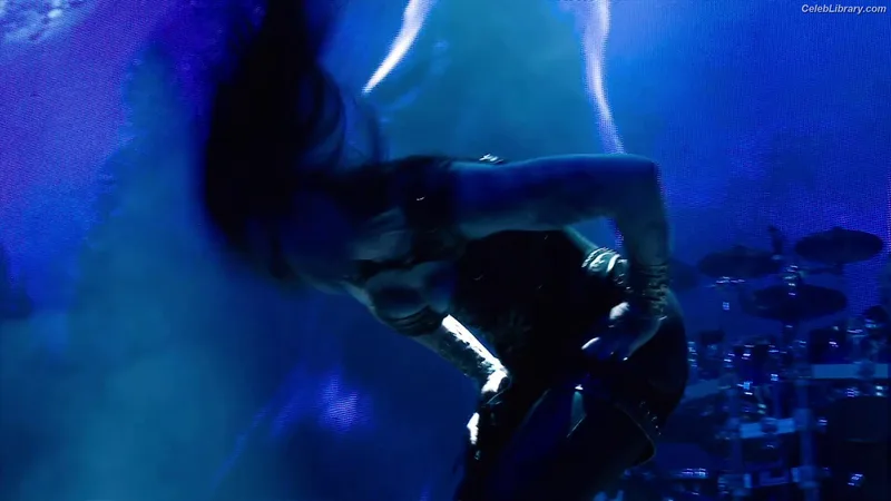 Floor Jansen photo 1 of 292