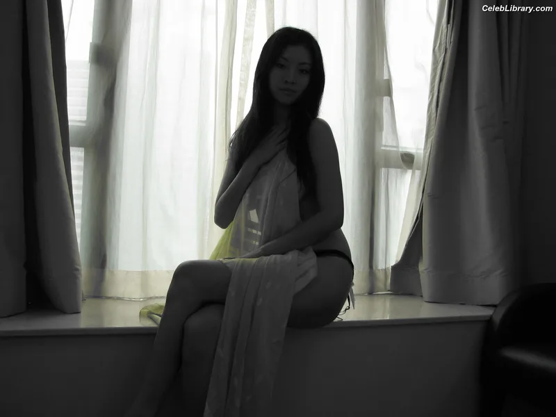 Flora Cheung photo 20 of 199