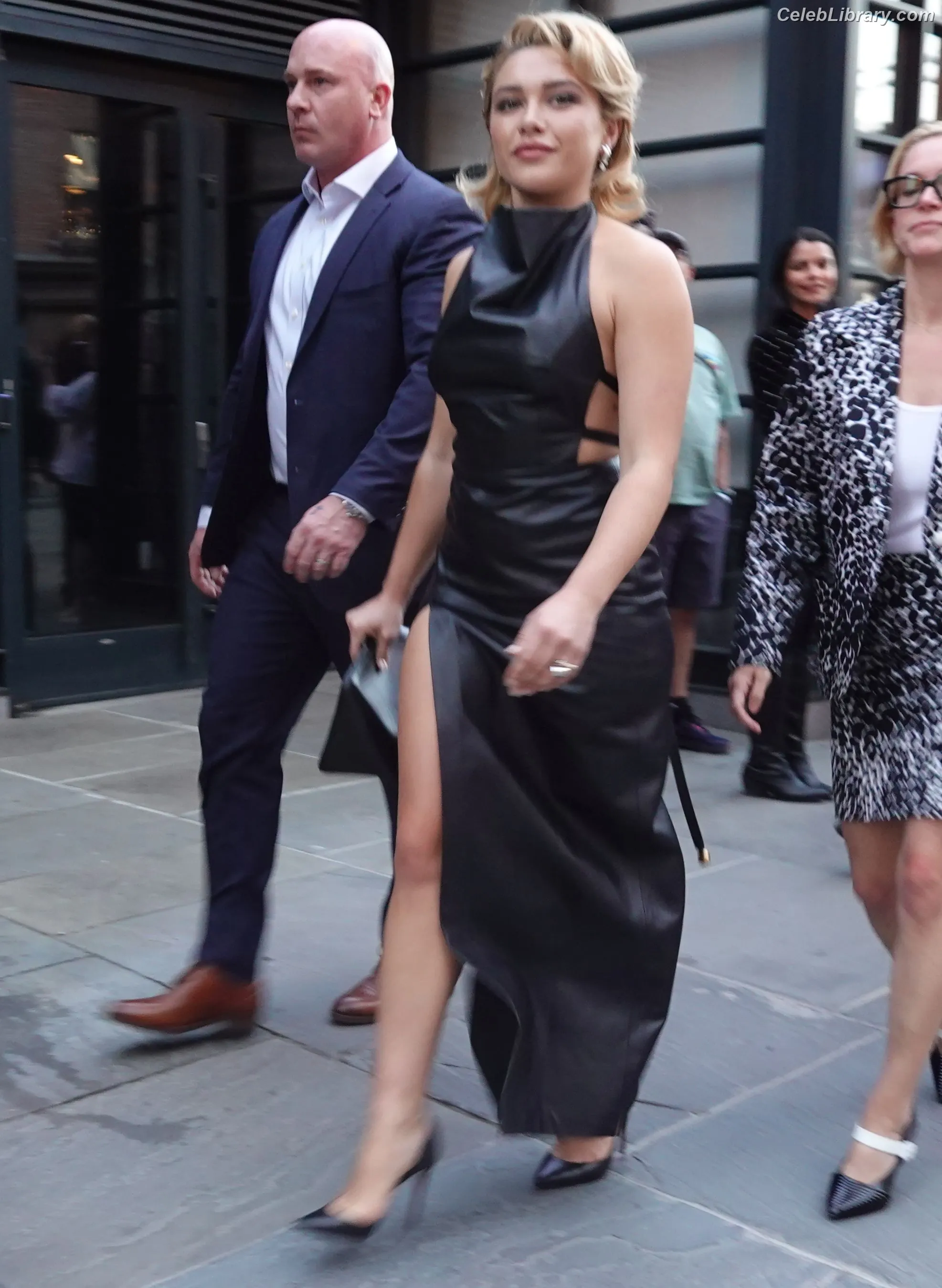 Florence Pugh photo 13 of 1241