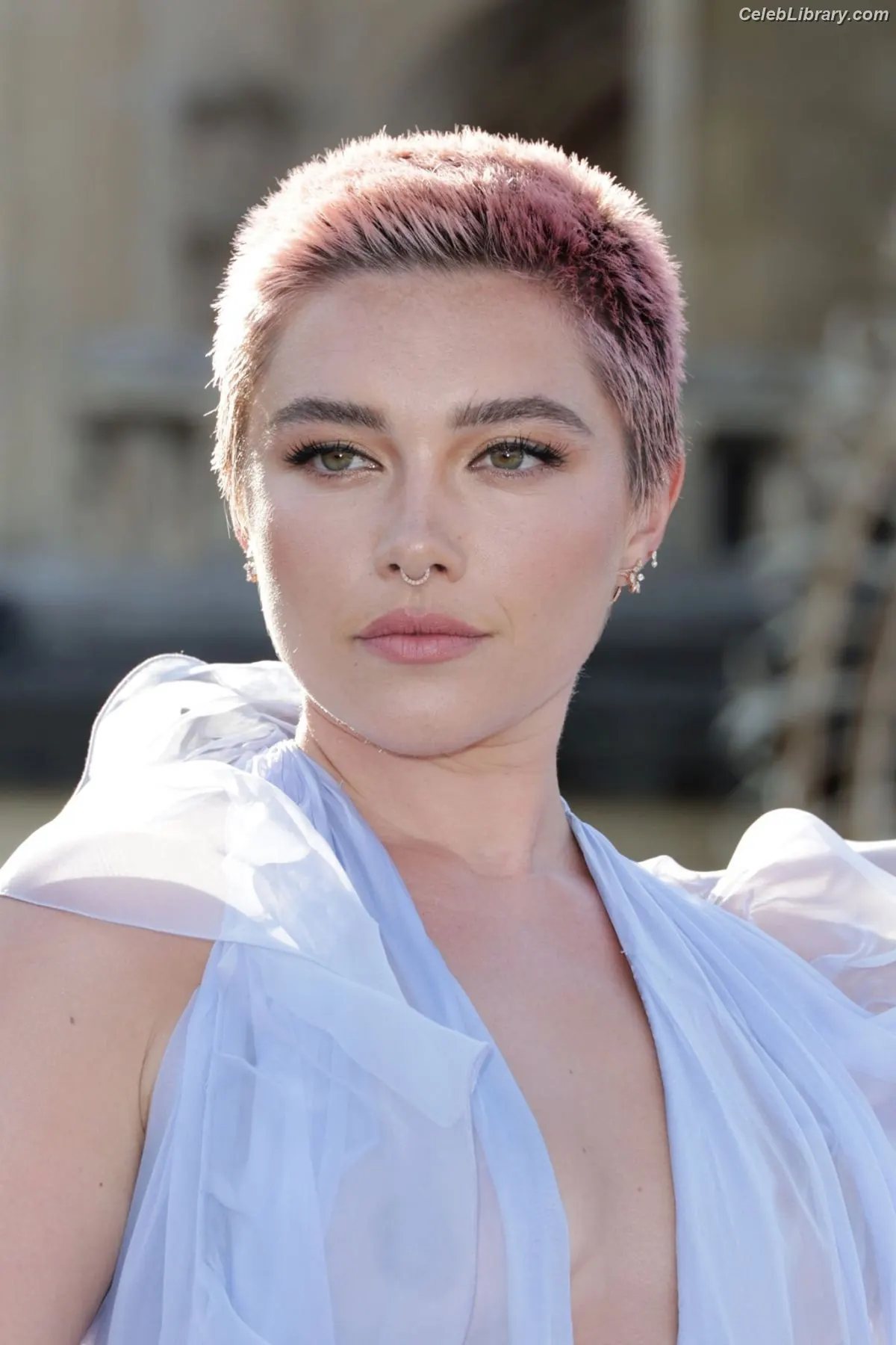Florence Pugh photo 22 of 1241