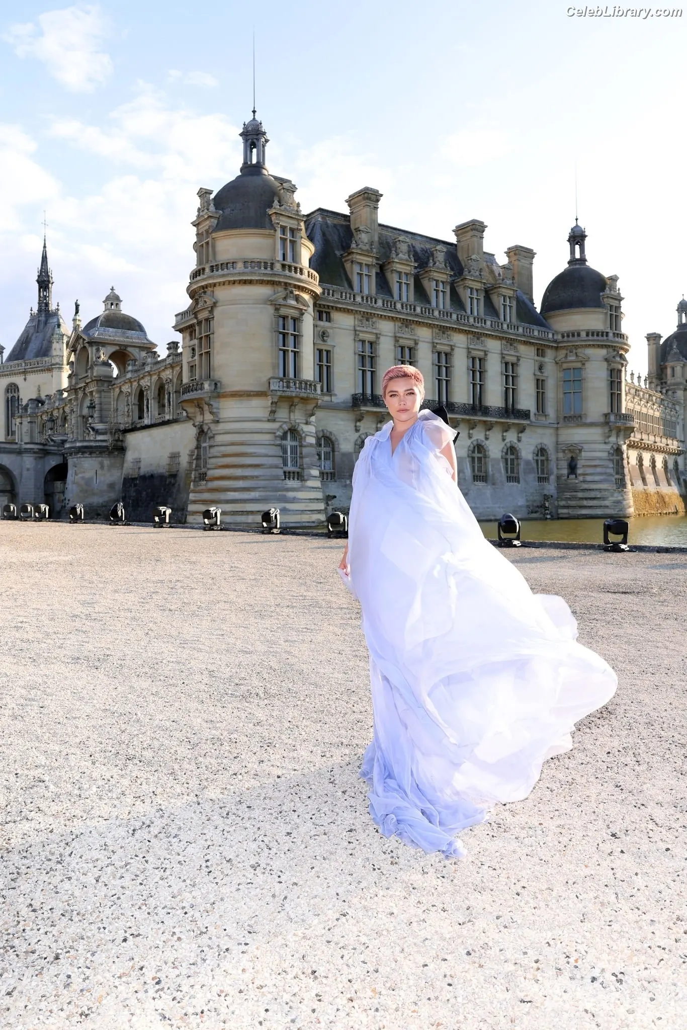 Florence Pugh photo 5 of 1241