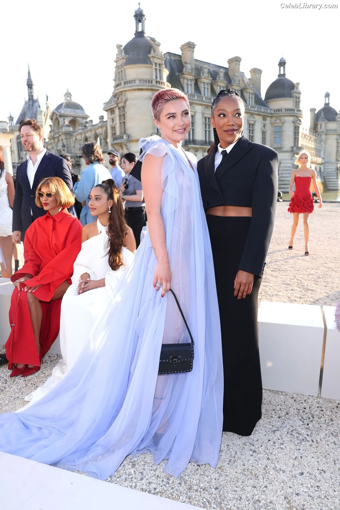 Florence Pugh photo 18 of 1241