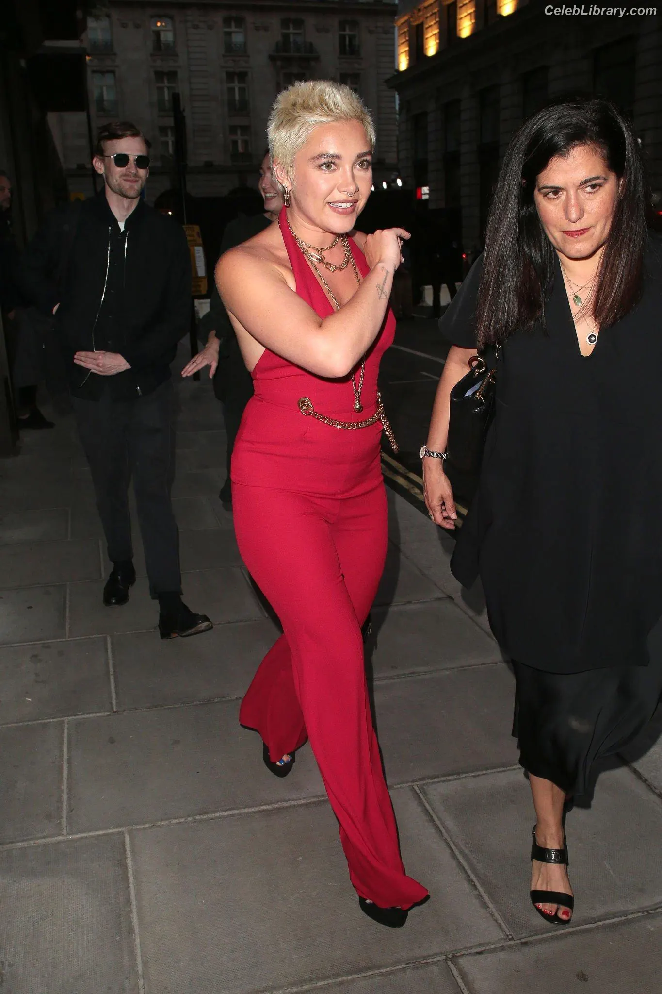 Florence Pugh photo 13 of 1241