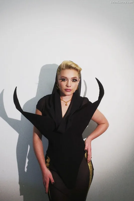 Florence Pugh photo 18 of 1242