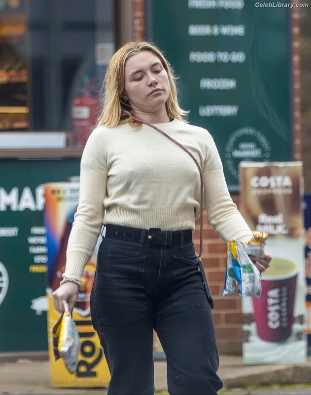Florence Pugh photo 8 of 1242