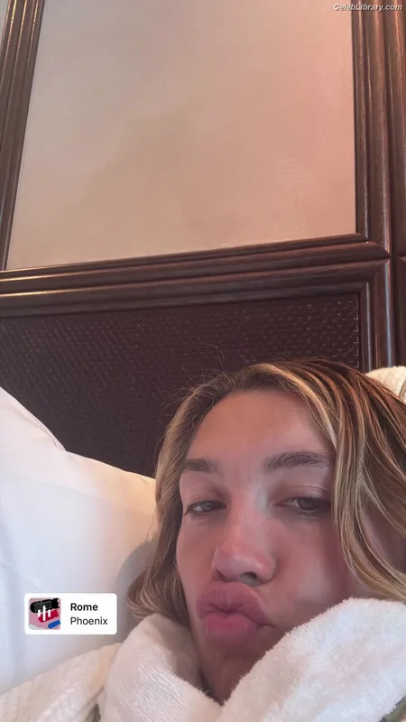 Florence Pugh photo 13 of 1242
