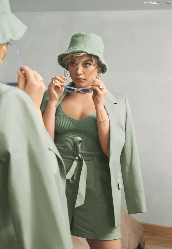 Florence Pugh photo 19 of 1242