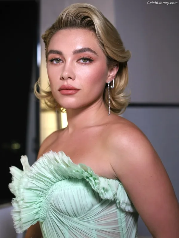 Florence Pugh photo 14 of 1242