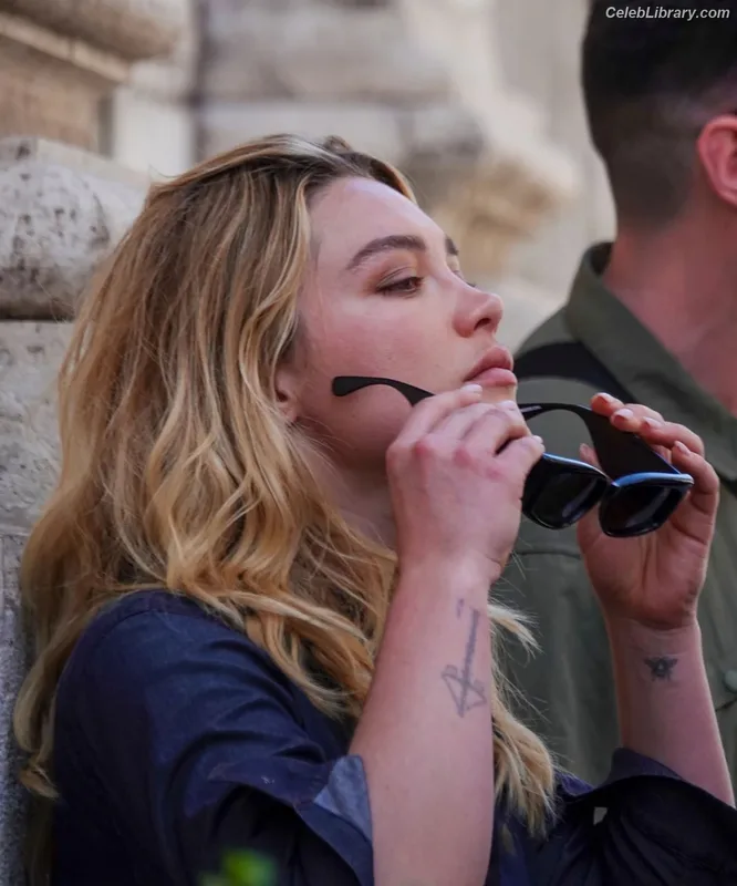Florence Pugh photo 11 of 1242