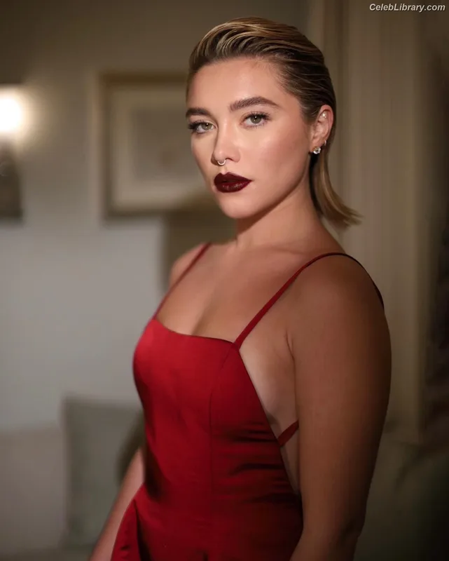 Florence Pugh photo 12 of 1242