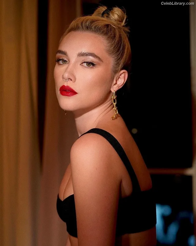 Florence Pugh photo 14 of 1242