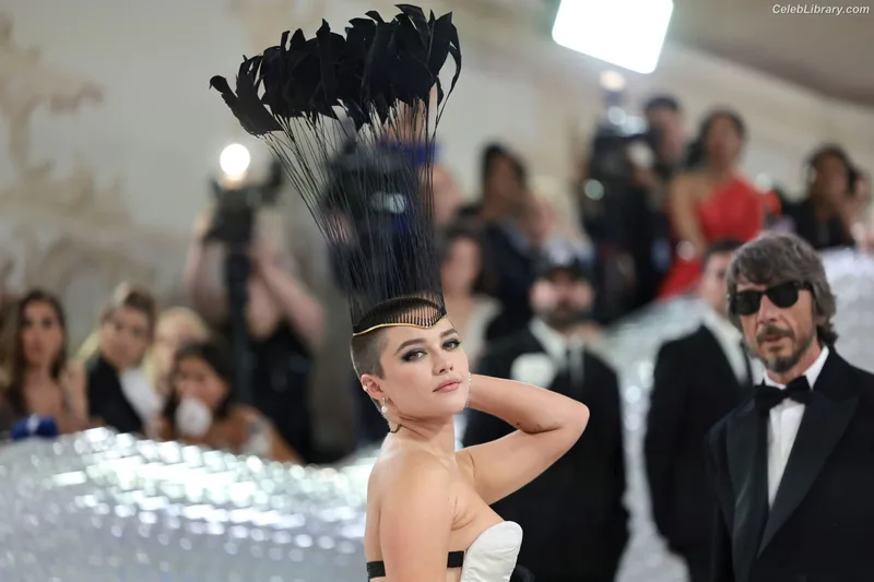 Florence Pugh photo 5 of 1242