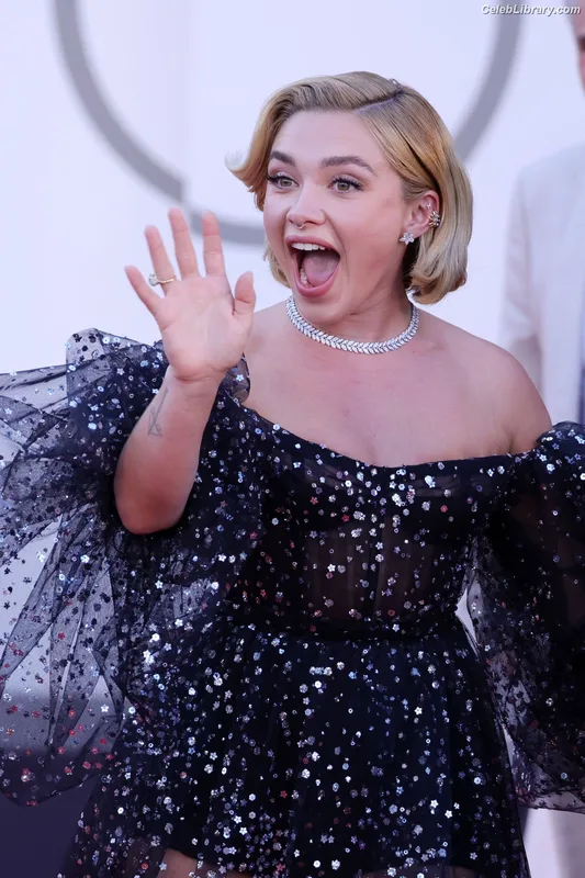 Florence Pugh photo 5 of 1242
