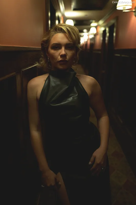 Florence Pugh photo 6 of 1242