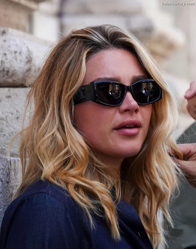 Florence Pugh photo 18 of 1242