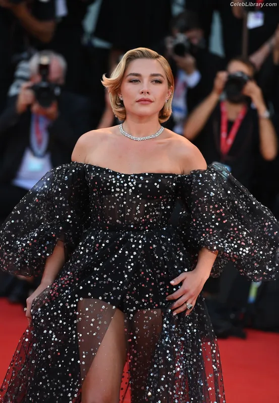 Florence Pugh photo 6 of 1242