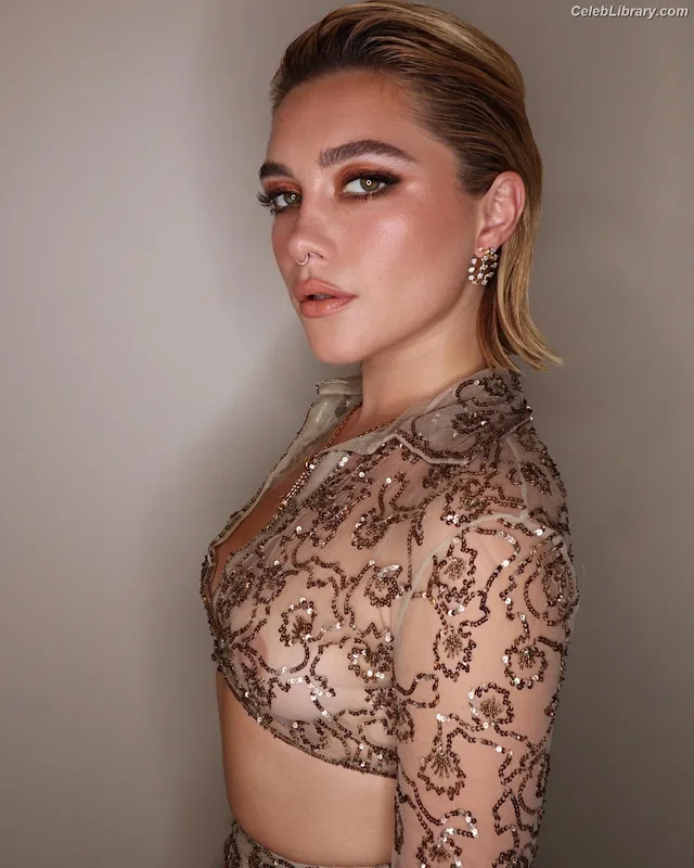 Florence Pugh photo 7 of 1242