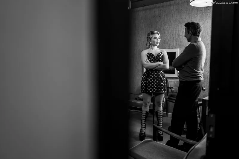 Florence Pugh photo 3 of 1242
