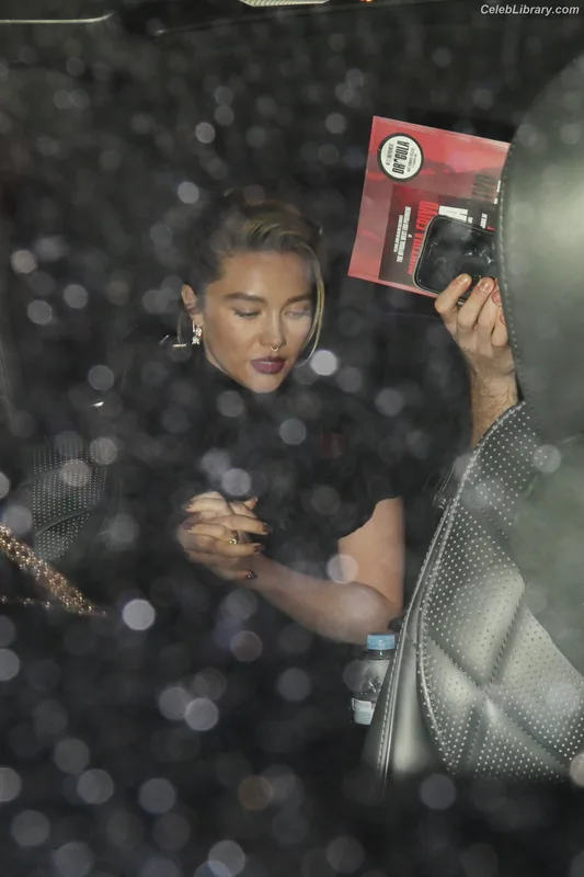 Florence Pugh photo 14 of 1242