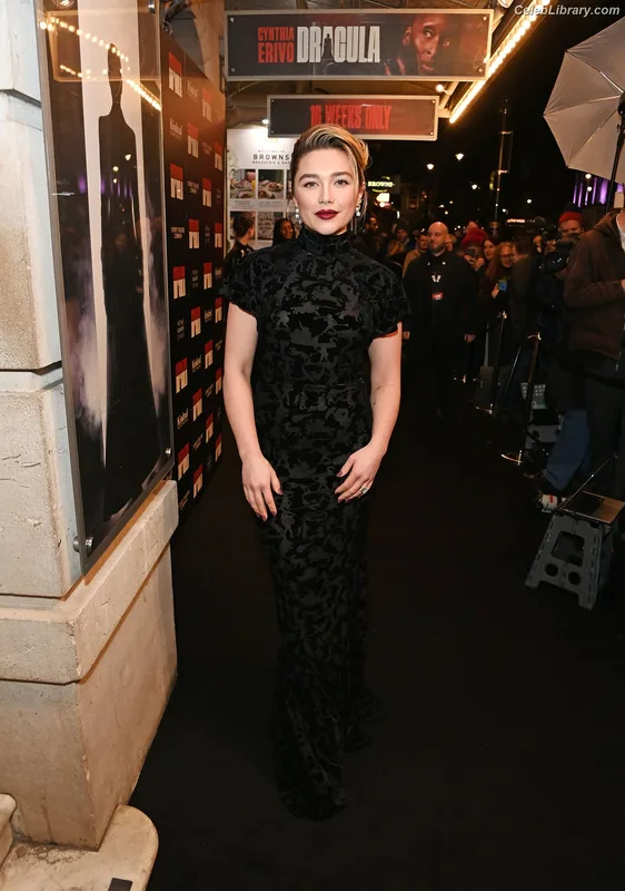 Florence Pugh photo 23 of 1242
