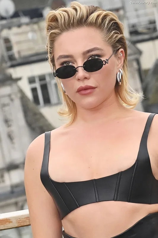 Florence Pugh photo 3 of 1242