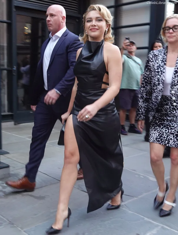 Florence Pugh photo 15 of 1242