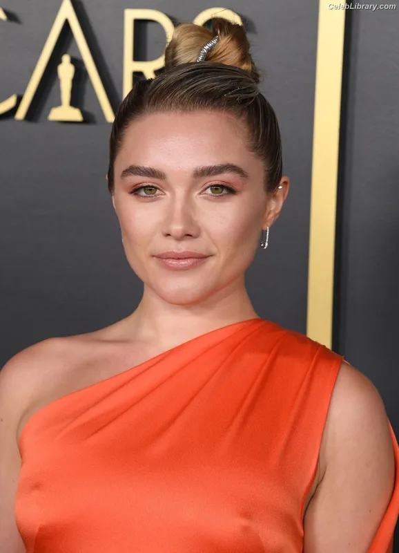 Florence Pugh photo 24 of 1242