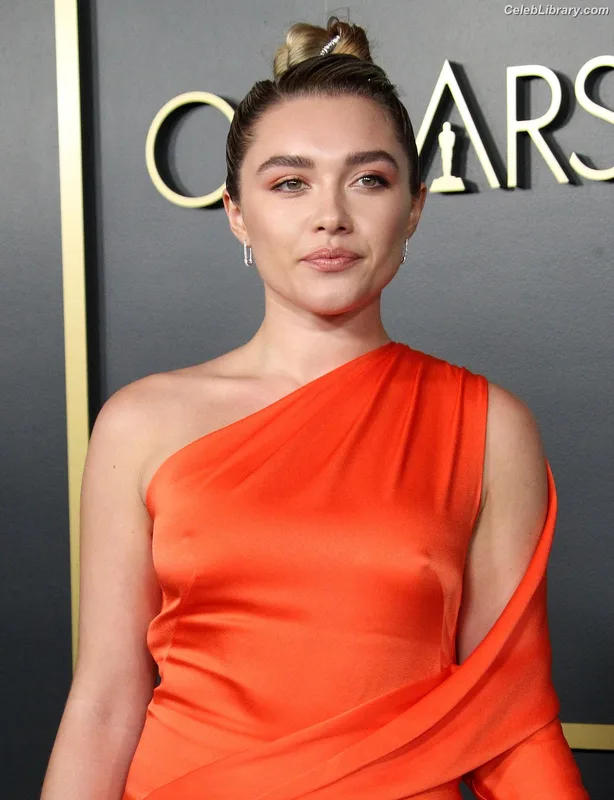 Florence Pugh photo 5 of 1242