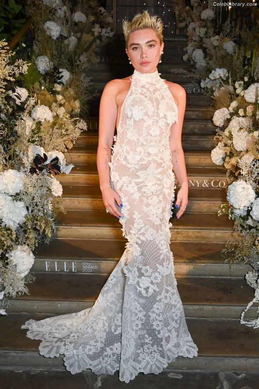 Florence Pugh photo 16 of 1242