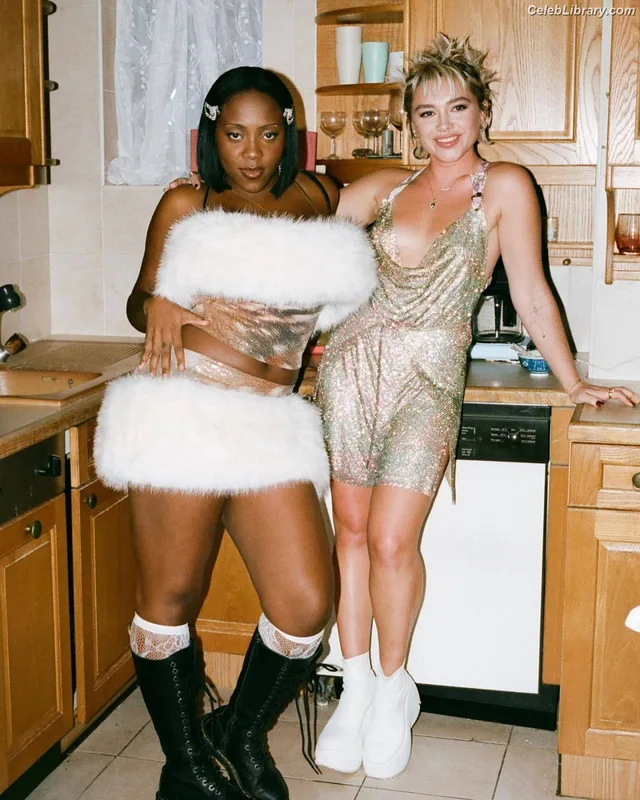 Florence Pugh photo 20 of 1242