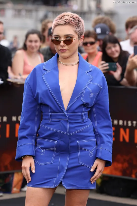 Florence Pugh photo 4 of 1242