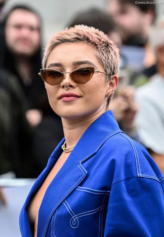 Florence Pugh photo 9 of 1242