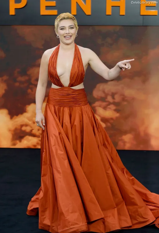 Florence Pugh photo 5 of 1242
